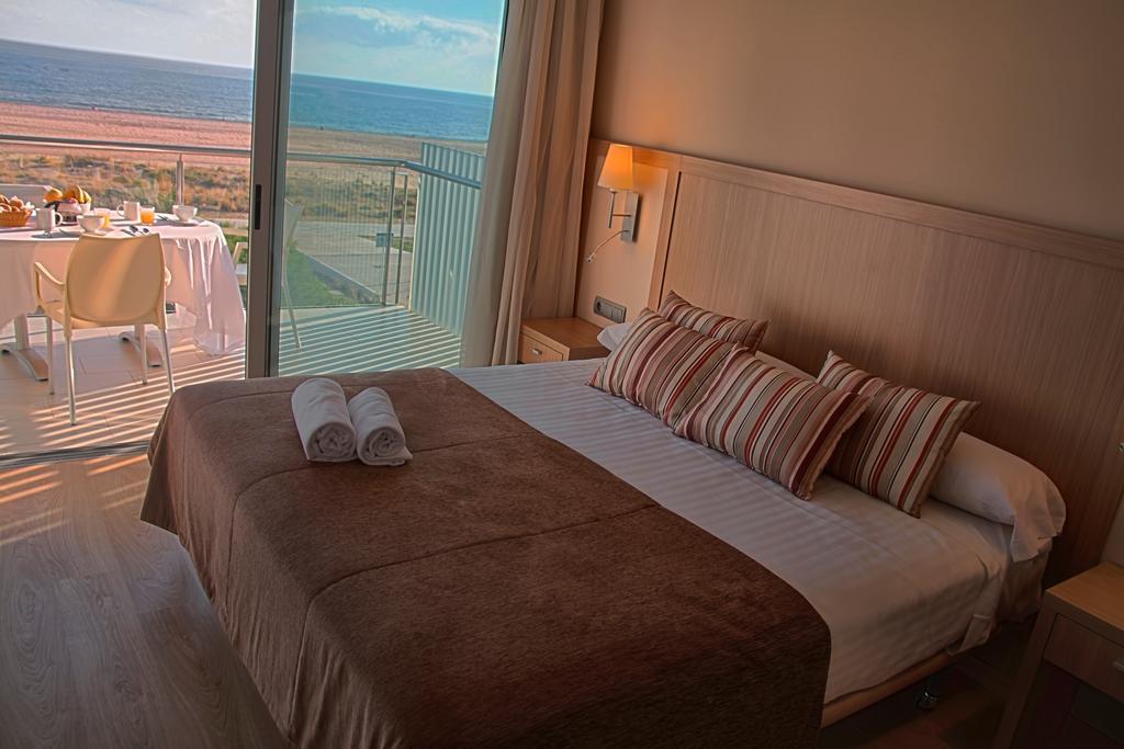 Apartaments Maritim Castelldefels Kültér fotó